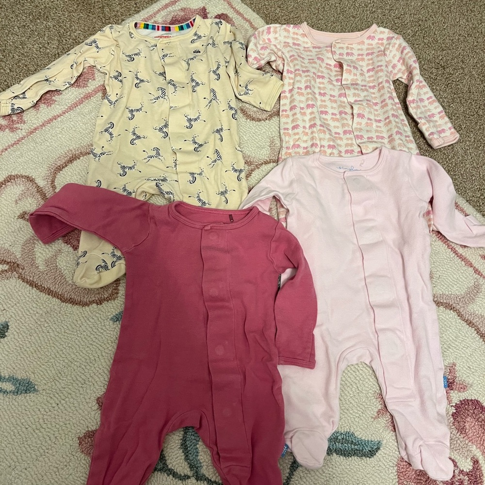 Lot of 4 Magnetic Me 0-3 Month Sleepers